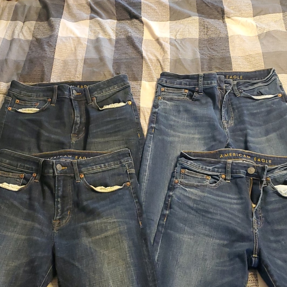 Men's AE Relaxed Straight Fit Jeans 30x34 Lot of 3